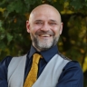 Erfahrener Qualitätsmanager & QA-Testmanager mit Fokus auf strategische Testplanung in agilen & klassischen Projekten (10+ Jahre Erfahrung)