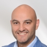 Dr. in theoretischer Physik, erfahrener Business Analyst, KI- und Datenexperte mit langjähriger Erfahrung im Bankenumfeld und Big 4